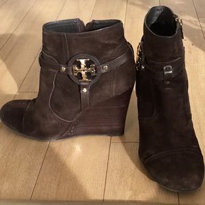 Tory Burch size 10 boots